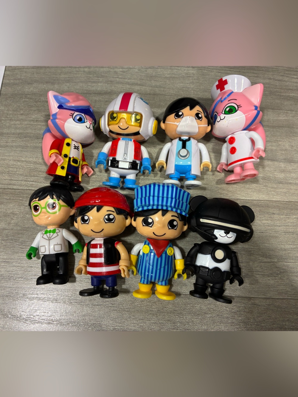 Ryan's World Figures Toys Bonkers Toys Lot Of 8
- Playwear